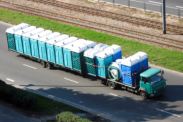 Affordable portable toilet rental in Oasis, CA