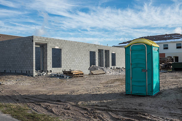 Portable Toilet Options We Offer in Oasis, CA